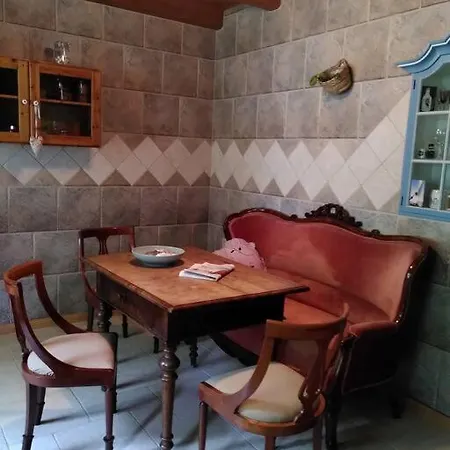 Torhaus - Kleines Haeuschen Mit Viel Luxus *